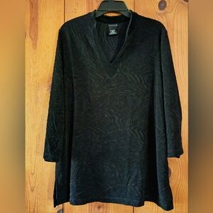 Vintage Citiknit Textured Animal Print V-Neck Top